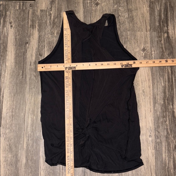 LULULEMON black all tied up tank top size 4 - Picture 7 of 8
